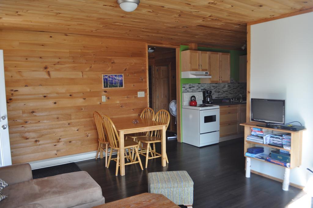 The Sleeping Moose Cottage Birch Plain Luaran gambar